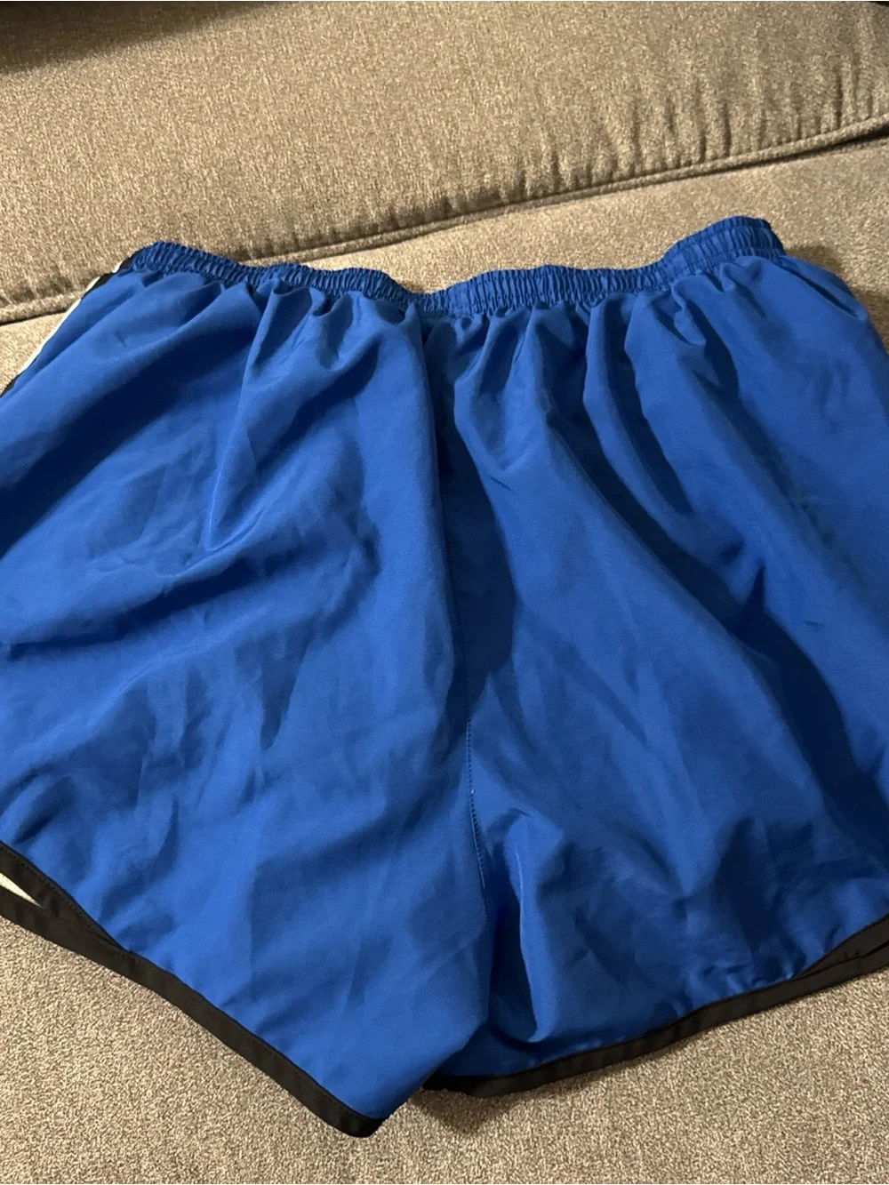 NIKE LOT OF 2 BLUE WOMENS XL RUNNING ATHLETIC SHORTS EUC